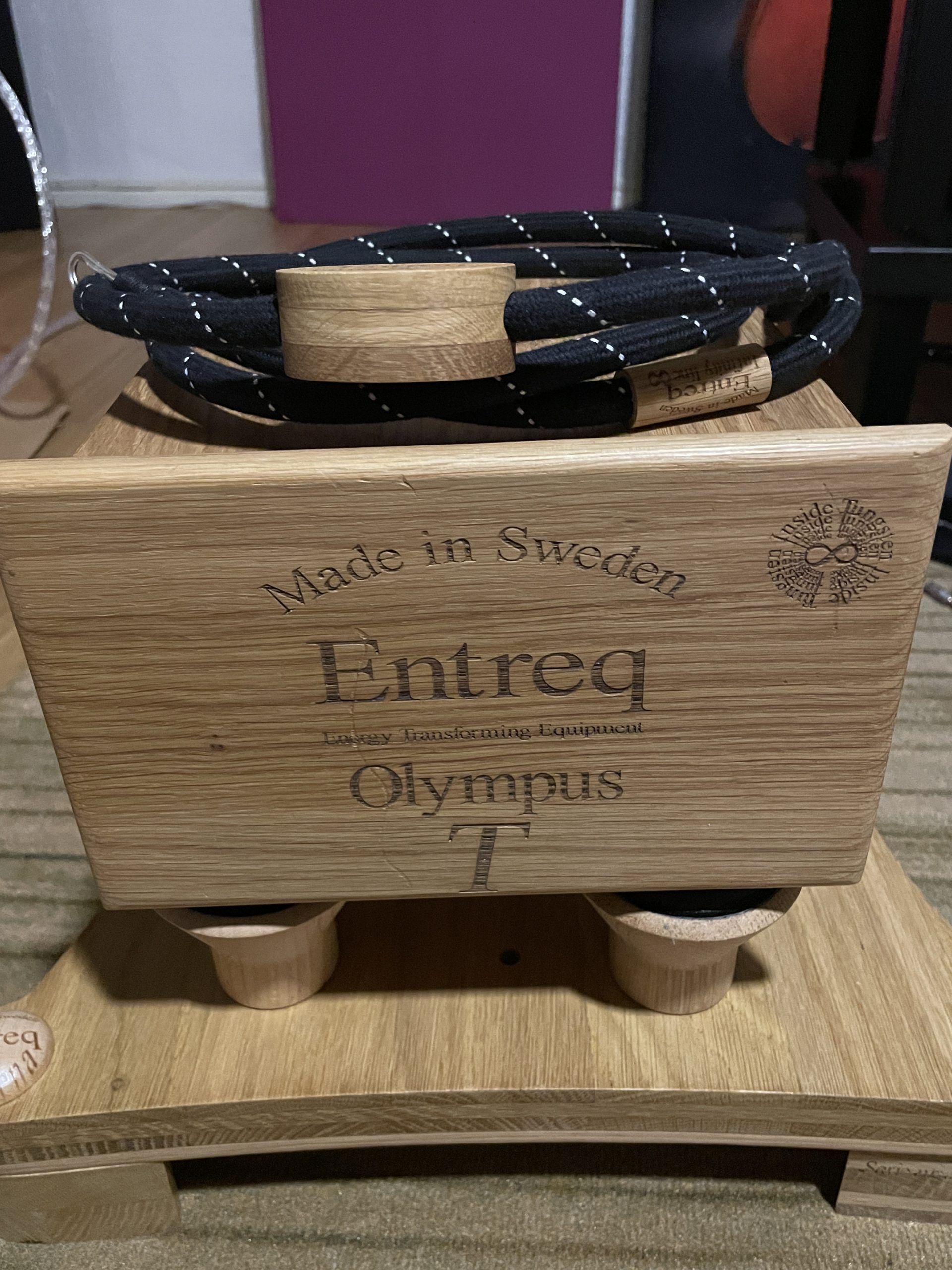 IMG_4489 Entreq kit begagnat: 1 Olympus Infinity Tungsten, 1 Eartha Olympus Inifinity + 3 Lynx fötter - Bild 1